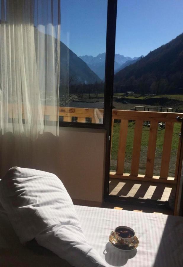 Hotel Chubezeni Mestia Luaran gambar